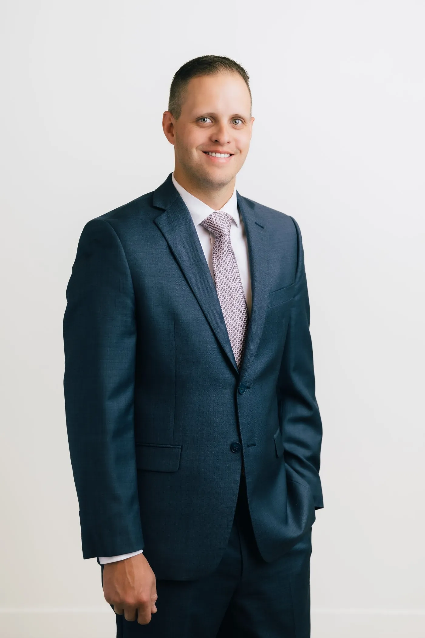 A RamRock attorney meeting with an injury client